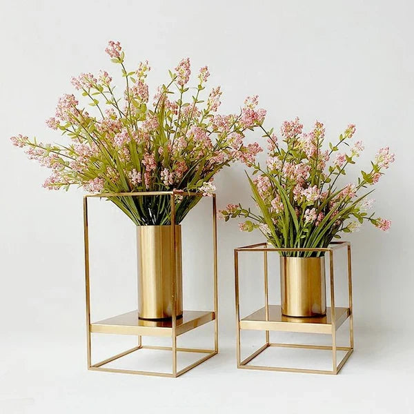 Golden Metal Vases – Timeless Decorative Charm