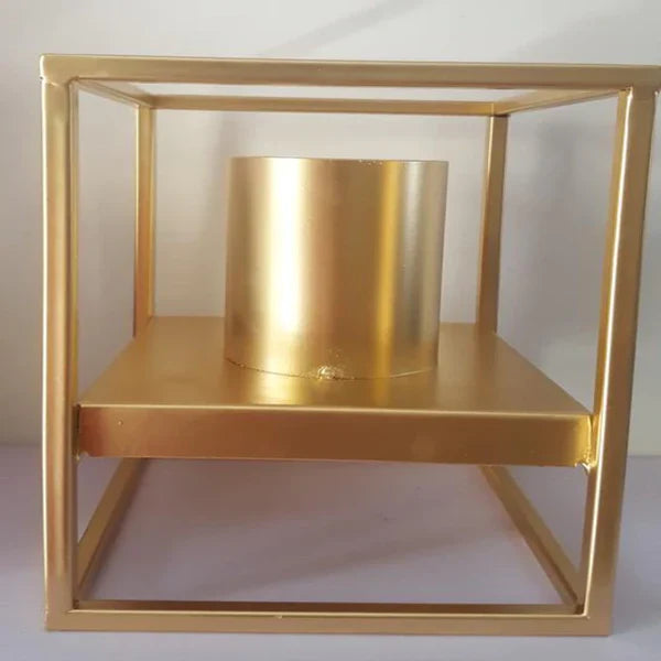 Golden Metal Vases – Timeless Decorative Charm